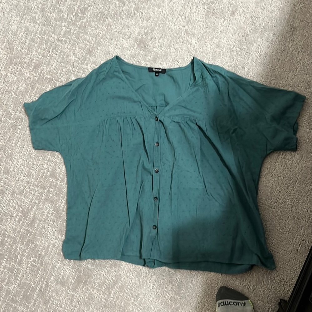 Madewell size medium women’s button down top